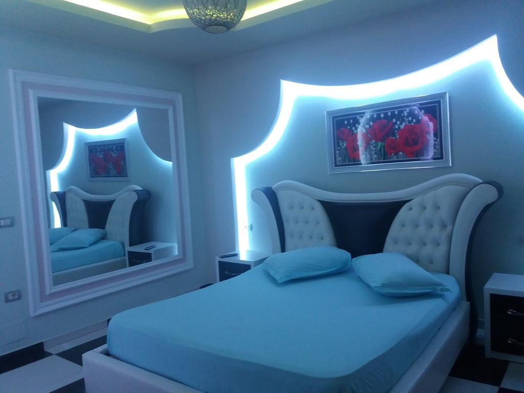 Hotel Buza New Shtoj Екстер'єр фото